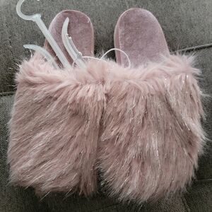 New Pink Furry Slippers Size 9/10
